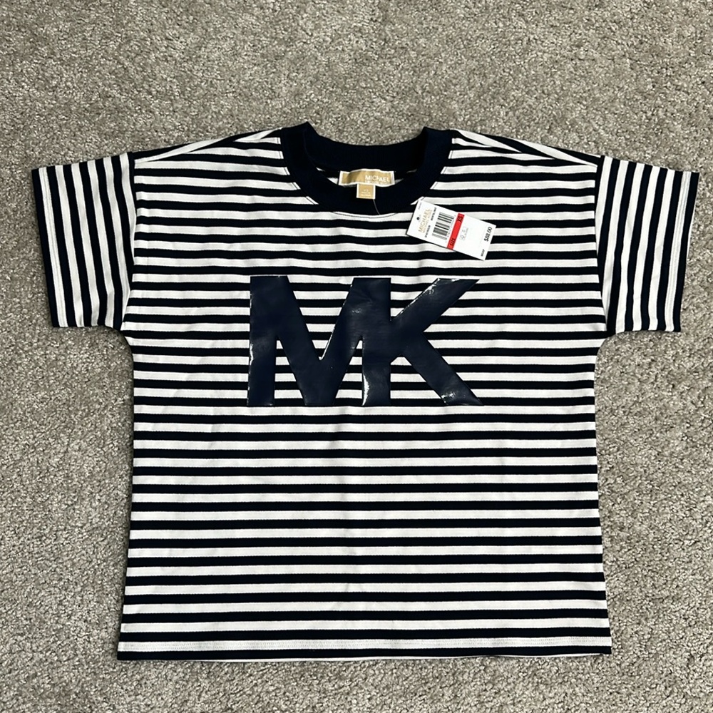 Michael Kors T-shirt (XS) fits up-to Medium frame
